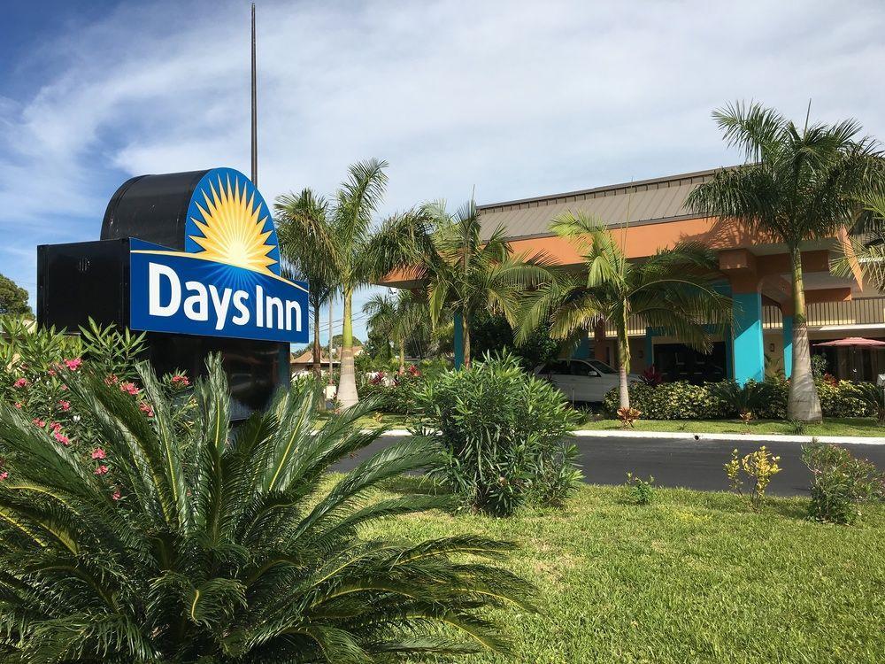 Days Inn By Wyndham Sarasota Bay Экстерьер фото